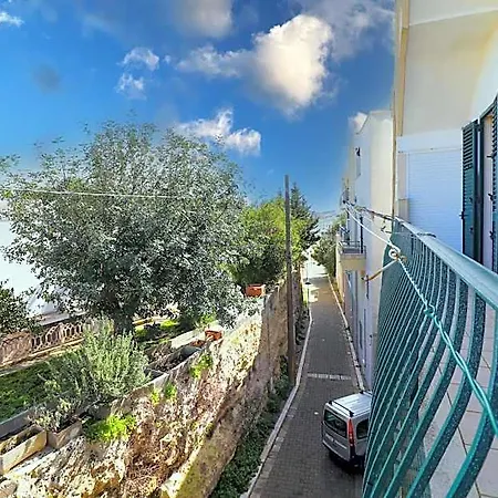 Jasmines House Hotel